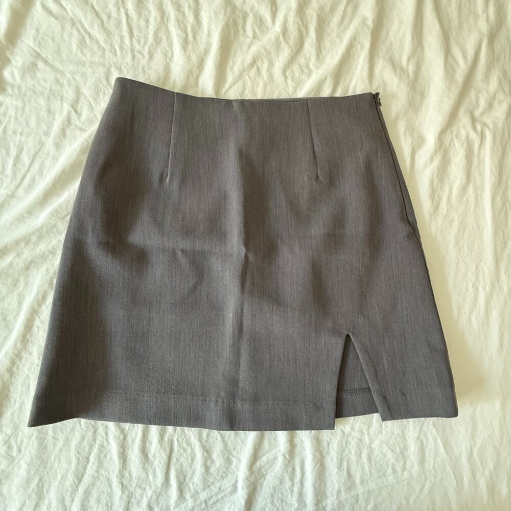 The Frankie Shop Salma Mini Skirt – Charcoal Gray | Size S